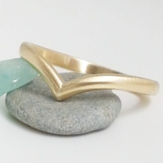 Wishbone Gold Wedding Ring